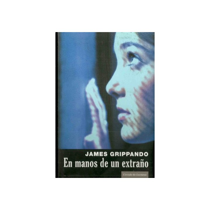 En Manos De Un Extraño
